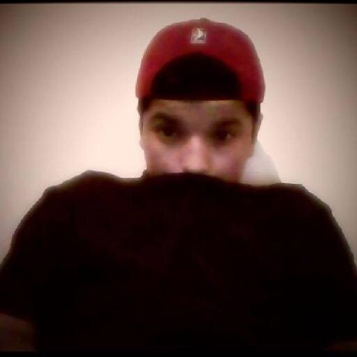 Soy el mejor hedmanitu del mundo, Mela me ama infinitamente y soy de ella aunque nos peleemos♥♥
