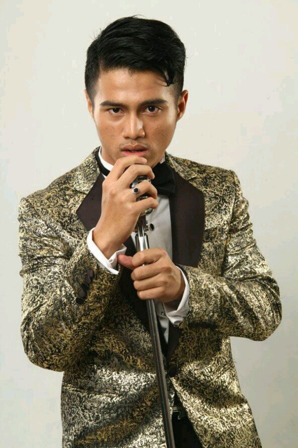 Official Account Fanbase of Muhammad Yusuf Nur Ubay from Makassar, Sulawesi Selatan. Cp: 082293513926 / BBM: 29CD1C88 #UbayoursMakassar