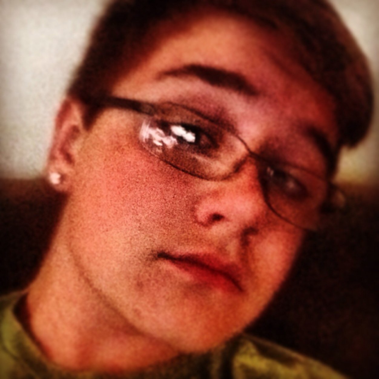 I follow back pchs sophomore rugby hmu for that good 1815 768 9041insta:thatkiddan35 ;)