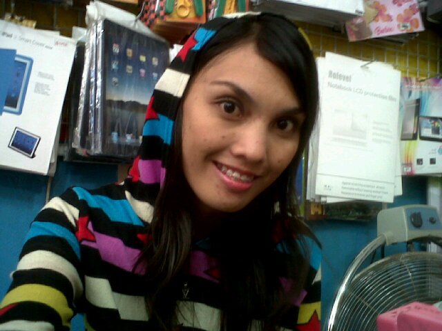 YuliatiW's profile picture. 