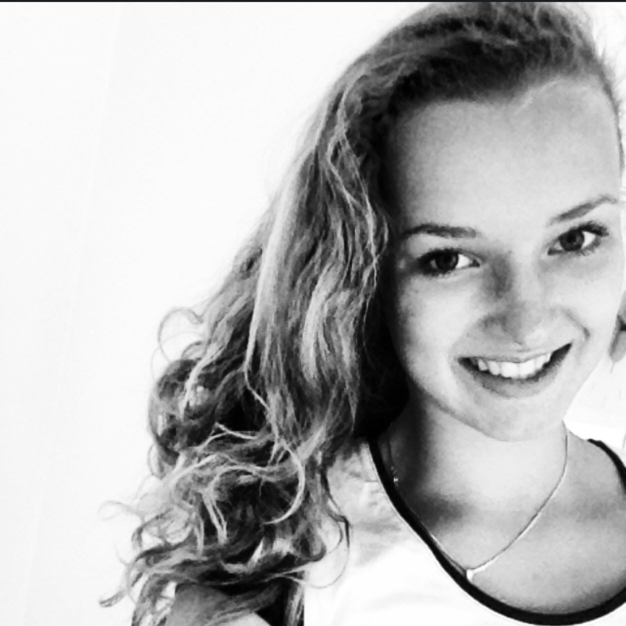 Friends are the best you can have in your life, I love them. ❤ Love: Minke,Anouk en Tess❤ Snapchat: fleursx5       Instagram: fleursx5.       Nummer: vraag maar