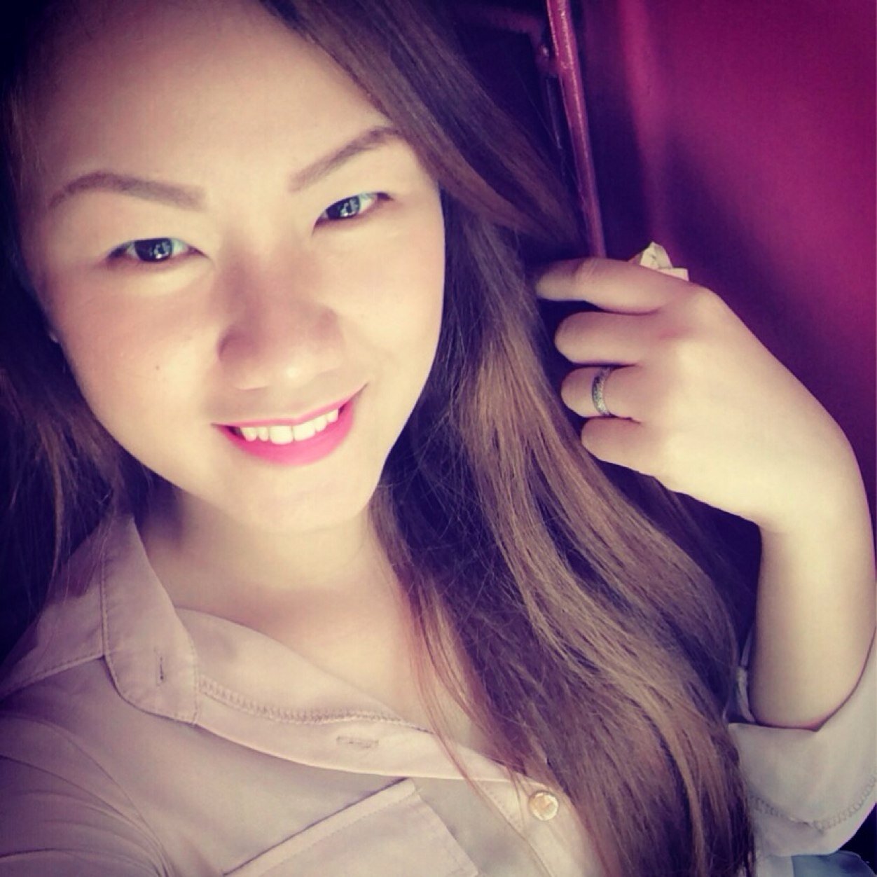 zoerasha's profile picture. 