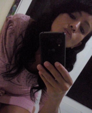 MandyMeloS2's profile picture. Amante de Praia e Cinema.
Me sigam sigo todos de volta