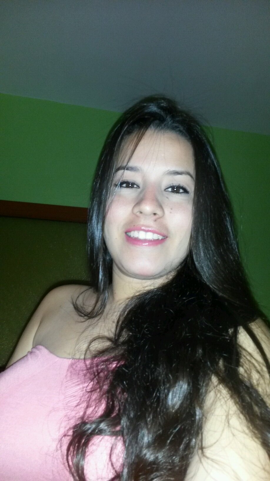 Ing. en Negocios Internacionales, Economía y Gestión, Risueña☺ y ♡Amo Infinitamnt a Dios, mis Papis♡