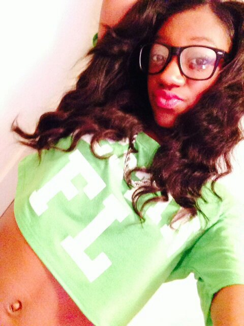 Qveen_D
Psalm 145
Mississippi Delta 
Future Model Chick ⇨