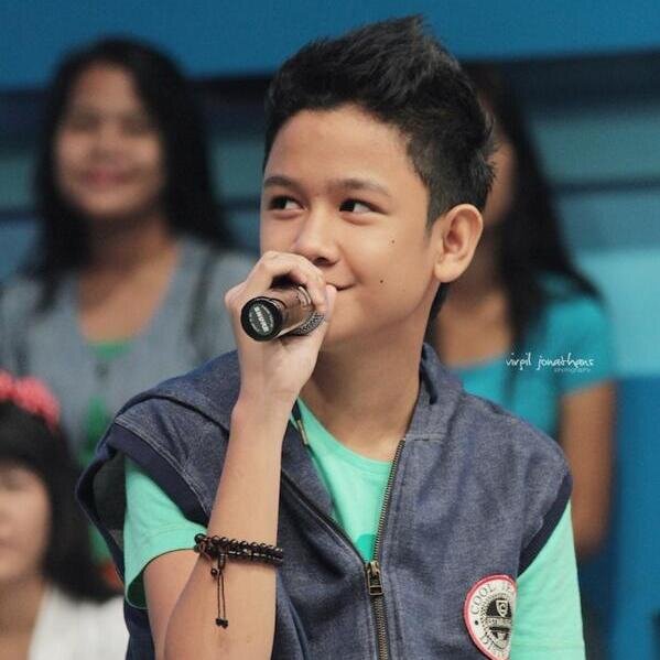 Apapun kekurangan dan kelebihan  kamu,kamu yang terbaik untuk BLovers:)@bagasrds|resmi:dinda,zaid,cheryl,gilang,ayah,mamah,cindy| fllwd:dinda,zaid,mamah,ayah