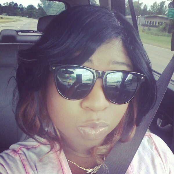 MisezVaughn's profile picture. follow &' you will see just who i am ! :D