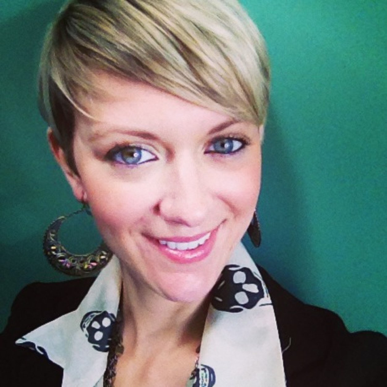 skinkangaroo's profile picture. Esthetician extroardinare at Beauty Cirque