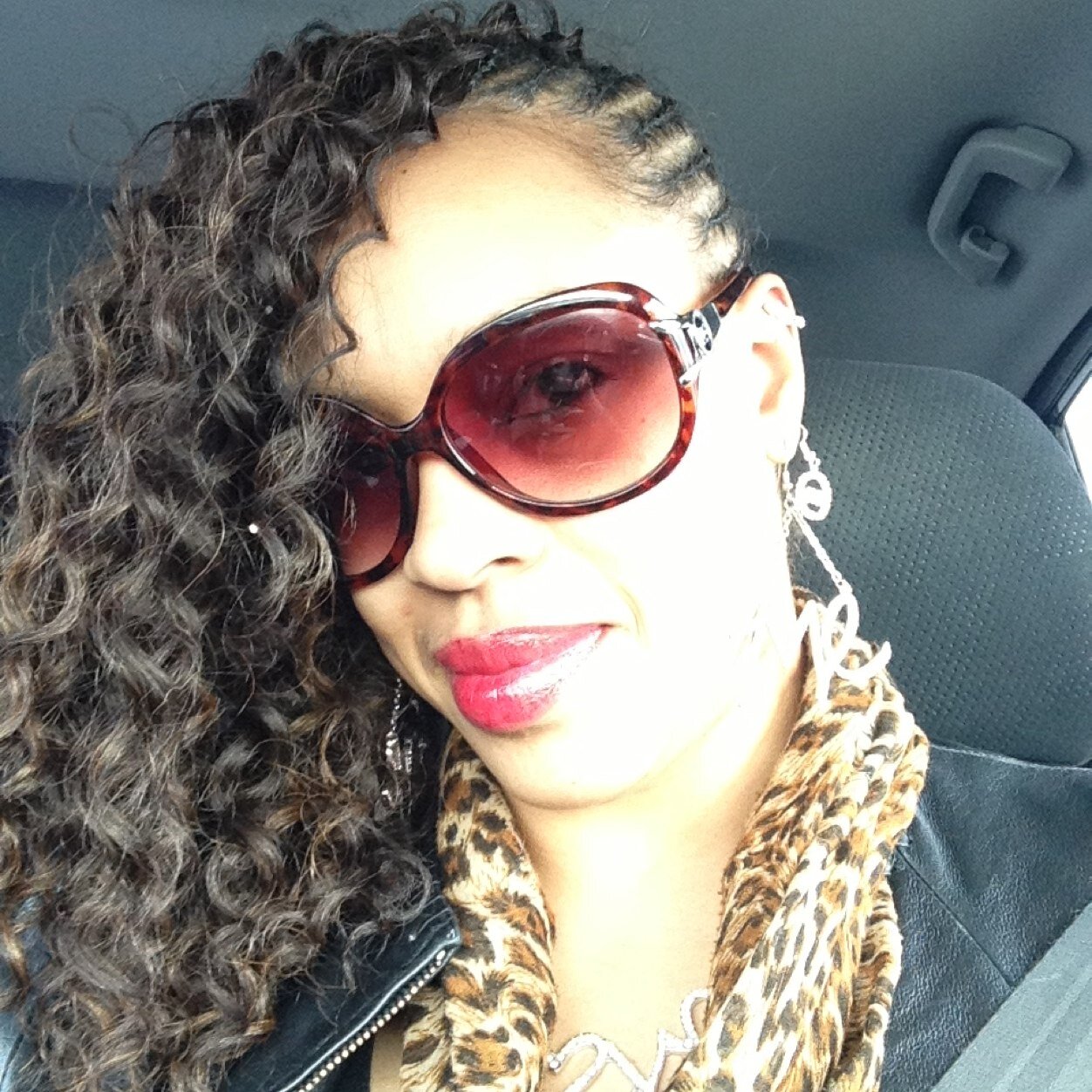 KRUNK KARAOKE KJ/DJ/RADIO HOST/SONGWRITER INSTAGRAM @ladyred730 and @krunkkaraoke