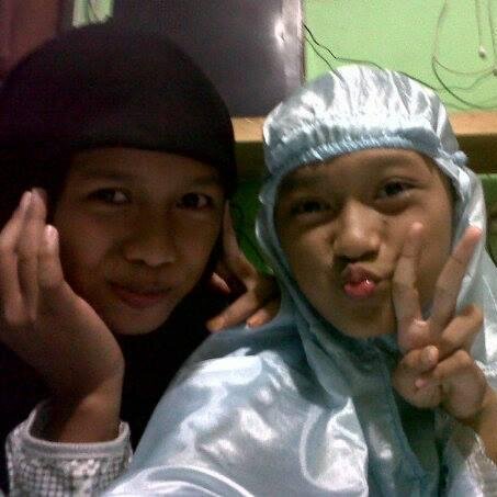 @orietama_nia @pewe_holic @vean_arvian :)