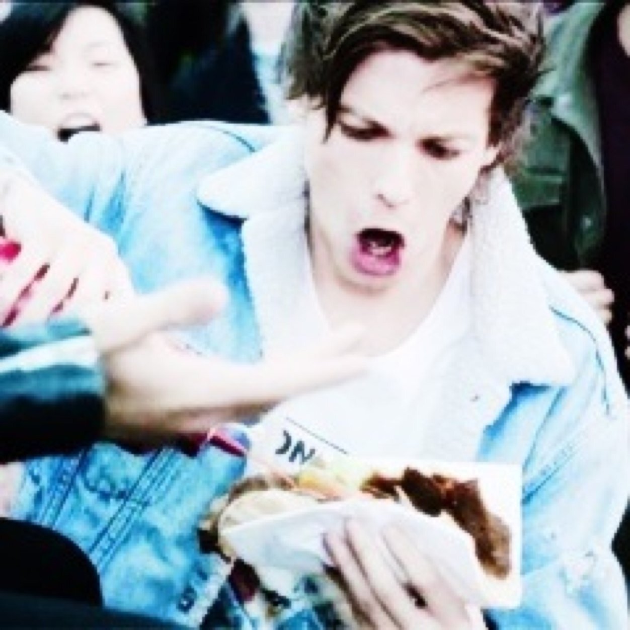 heeey, could you follow @awsrylesno ?? She'll follow you back there too! But this ones free :))