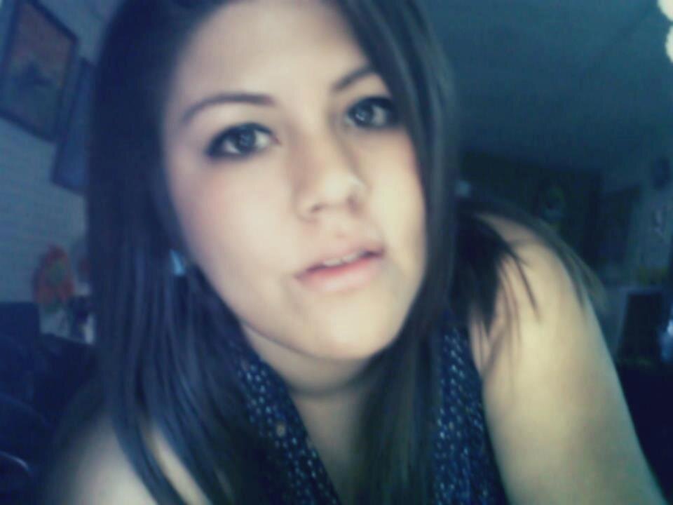 Cantante famosa en mi kaza, orgullosa mente Mexicanita, si me sigues te sigo si no me sigues aun así te seguiré... (: