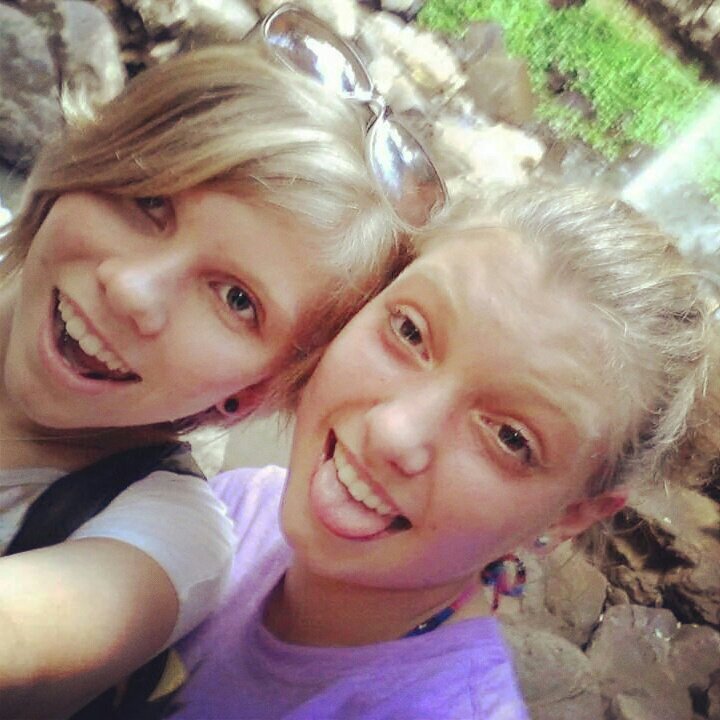 shell_burg5467's profile picture. I'm strange, mildly inventive and creative. I love anything to do with music, quotes or creative anything. Will follow everyone back :)