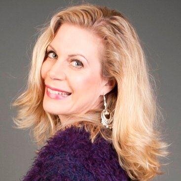 Head of marketing communications@devyser
Freelance writer. #podcast Ingen jäkla marknadsplan Passions: #communication strategy, digital marketing, PR, history