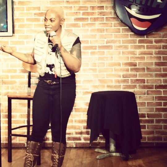 Just a super blessed country gal who loves the Lord and stand-up Comedy! #livethelifeulove