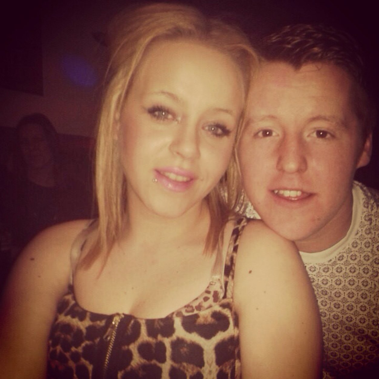 AmyCoulson_'s profile picture. 18, Crook. Follow me? I'll follow back! BBM; 2AD901AB.