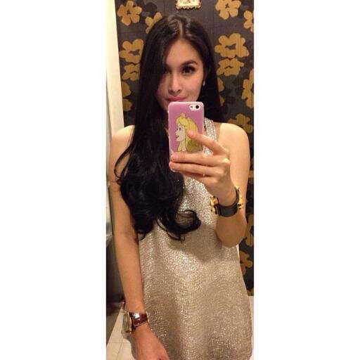 An ordinary girl who believe in Jesus Christ and always try her best