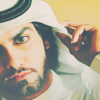 من كثر م انا مسحوب علي !
احس بالإنتماء إذا دخلت محل مزهريات ،