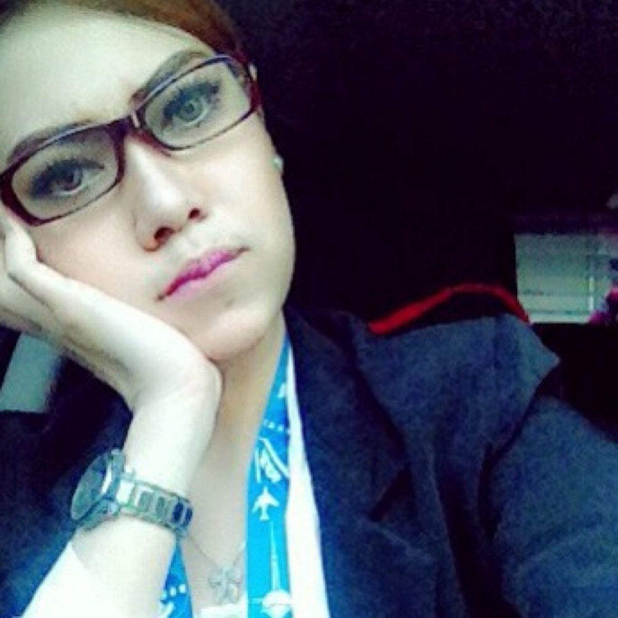 adhe_uwiew's profile picture. @Flight attendant
