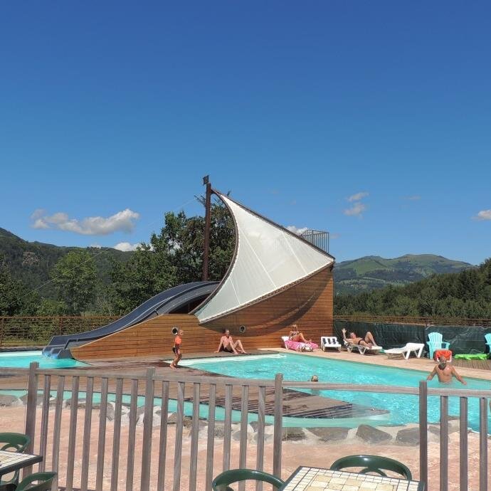 pommeraie15's profile picture. Camping Qualité 4 étoiles situé dans le parc des volcans d'Auvergne.Familial, convivial, camping calme et animé.Parc aquatique chauffé, mobil homes tout confort