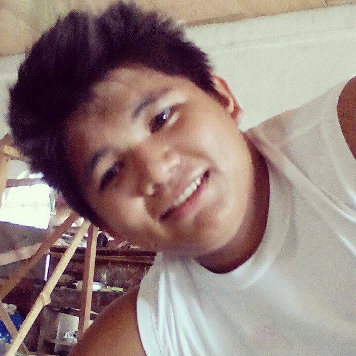 isaacdoyola1's profile picture. 