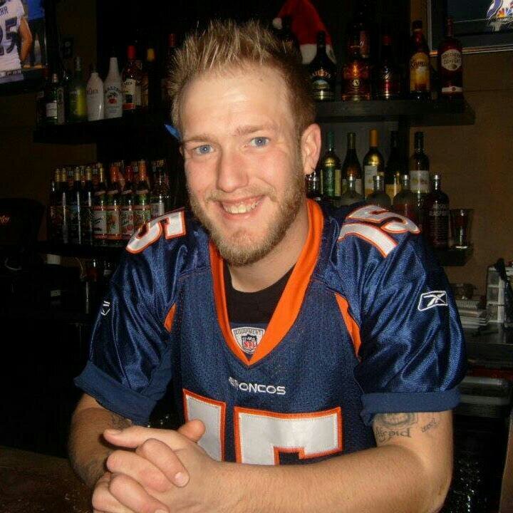 rripleyjr84's profile picture. 