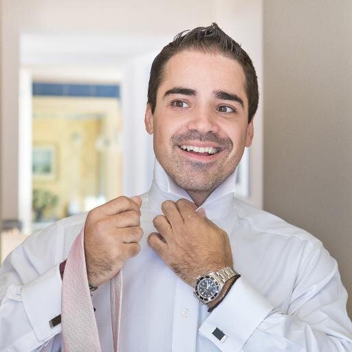 kleisthenis's profile picture. Σεξομανής εκ φύσεως, κάφρος εκ πεποιθήσεως, λάτρης της φωτογραφίας, της άχρηστης γνώσης, και των ταξιδιών λέω ασυναρτησίες για τις οποίες ευθύνεται η @dimib1987