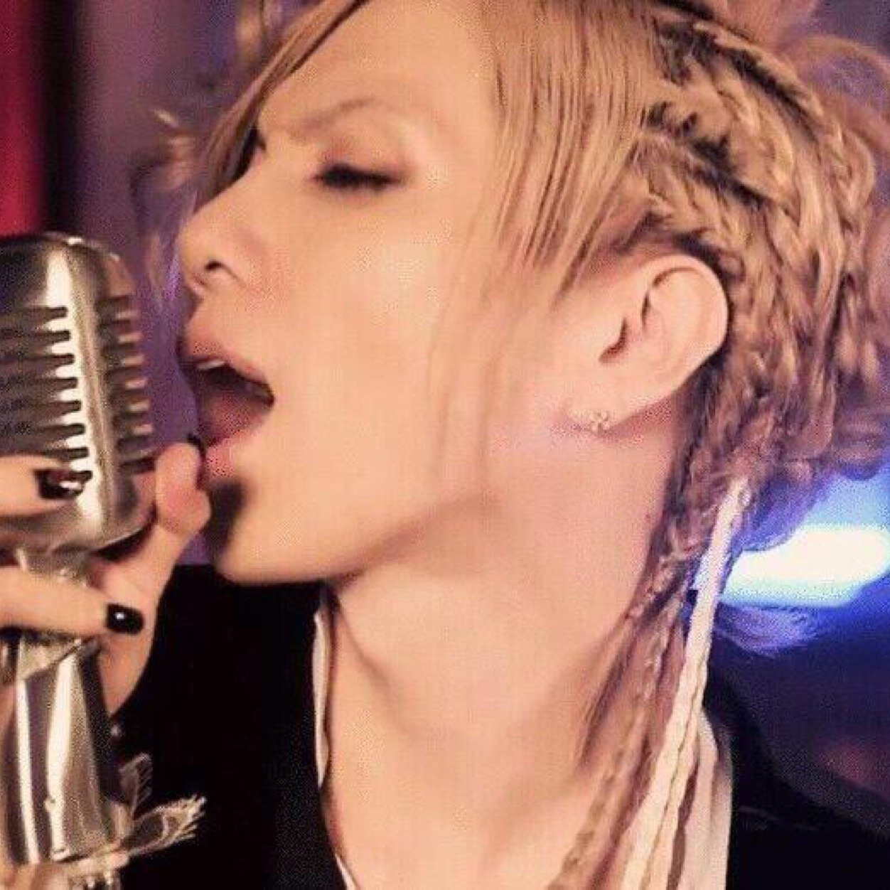 ABC、Janne大好きです(￣Д￣)ﾉ♡ 
フォロー絶対返します、無言フォローごめんなさい。
JK1＊愛知住み。