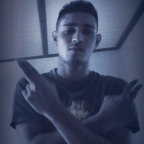 •  ♫ Me ♡ musica • ㋡ Always smiling and laughing • YouTube, Facebook , Twitter• ❐ Chaiya ❐• Train Insane ♛ Calisth✌☮✈