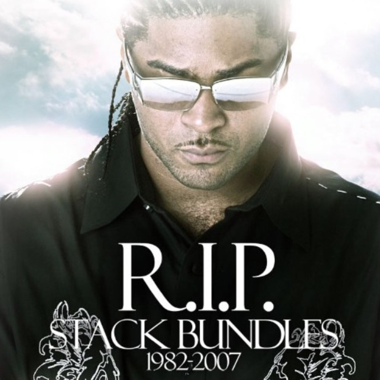 Big fan of Stack Bundles making sure his lyrics are not forgotten! #squadup #RIPStackBundles #FarRock #StackBundles #DesertStorm #DipSet #RiotSquad #HipHop #RRS