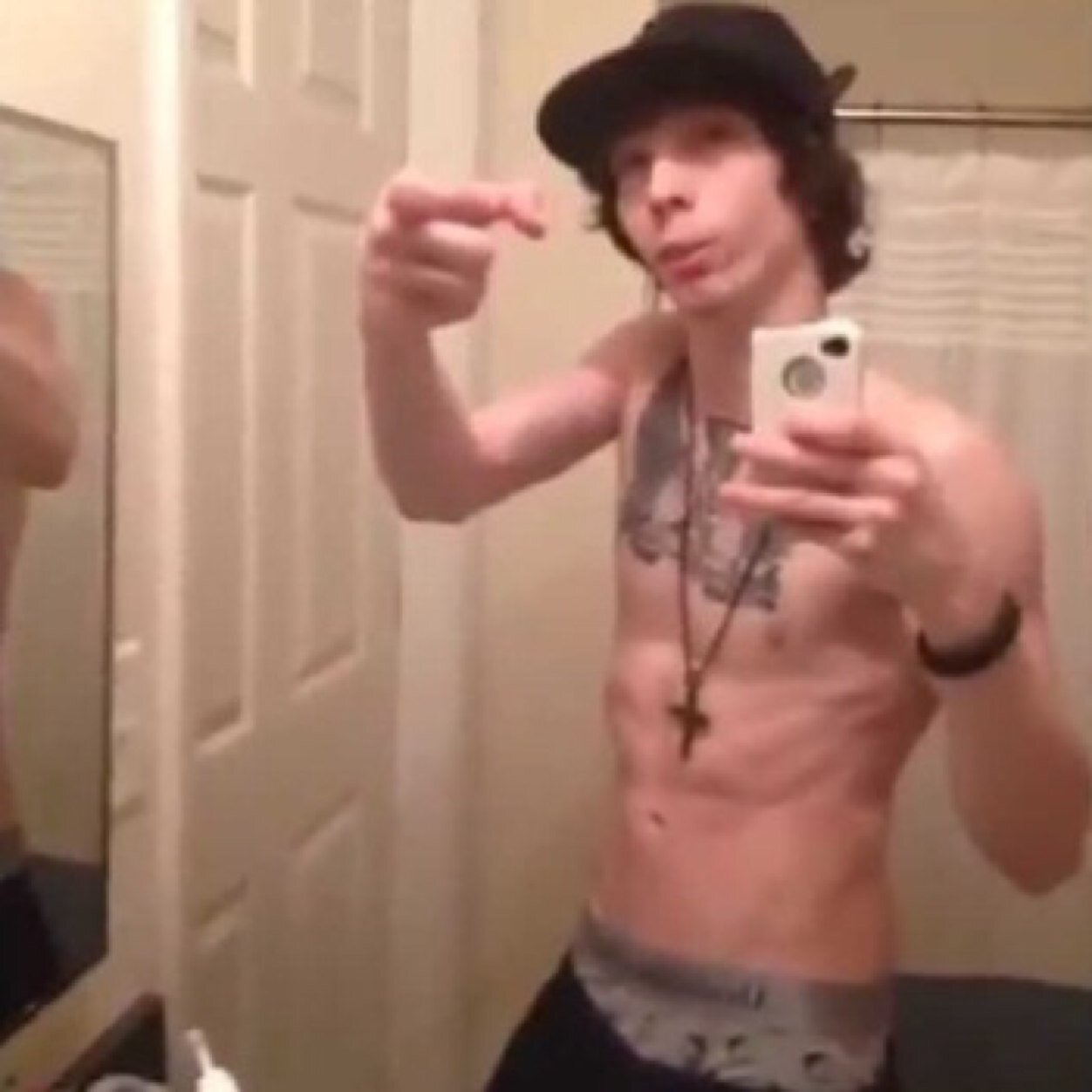 dont fuck wit me or ur gunna catch da choppa #gratata


parody