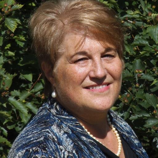 music, marketing & more, Exec. VP of Symphonic Chorale of SWFL, freelance writer/editor, from Philly, lived Cincinnati, Atlanta, Houston and now SW Florida