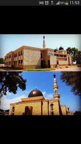 Masjid-ul-Furqaan situated at 52 2nd Ave in Houghton Johannesburg.
HMA - Houghton Muslim Association.