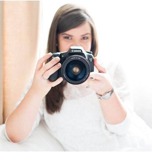 Photographer of food & people, wife, blogger, mom to #jozithedog , #cuparthedog & #stanthecat, hopeless romantic, lover of baking and coffee fanatic