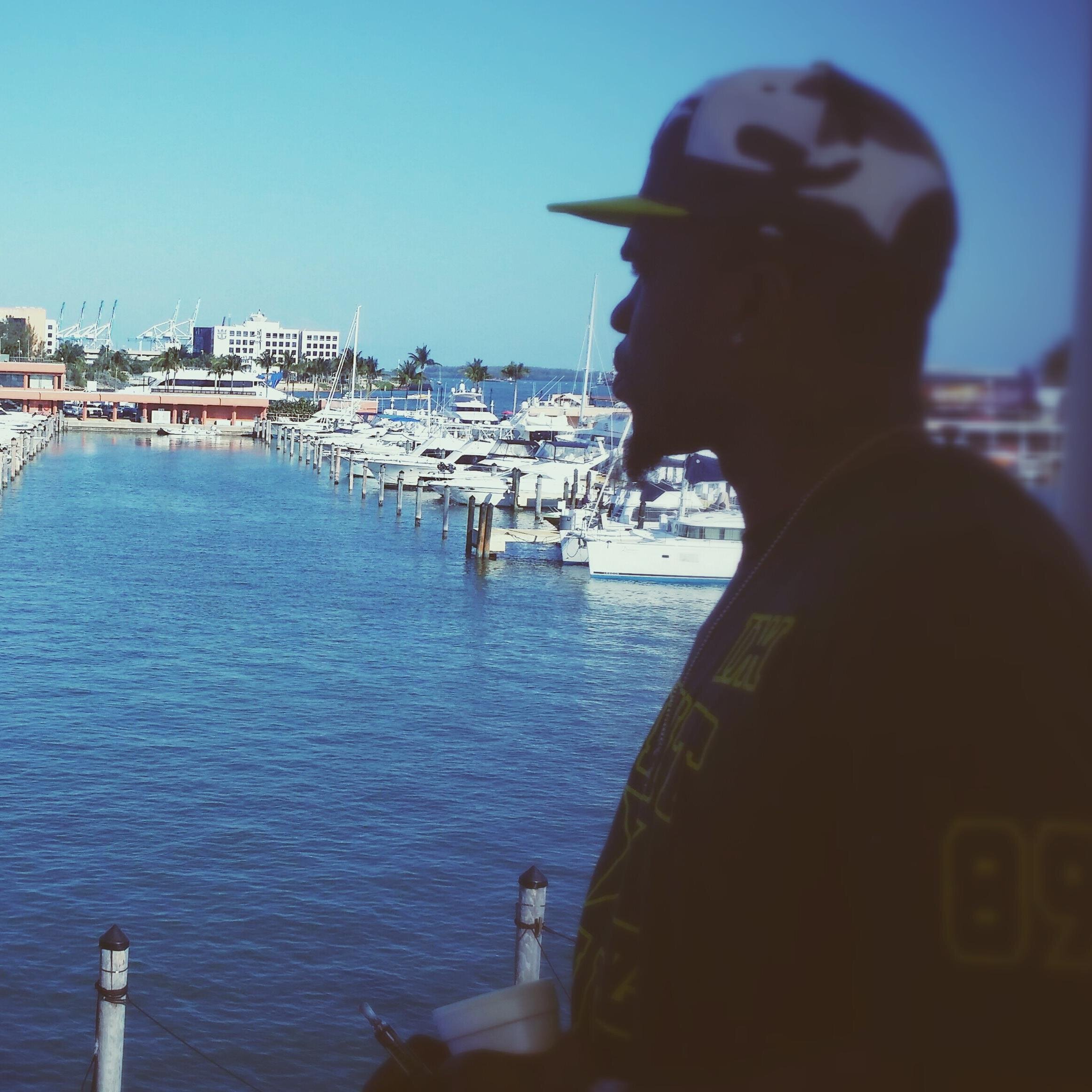 DIRTYSTACKSLOKI's profile picture. Download the Radio app for android: https://t.co/rxyvA2q3OH