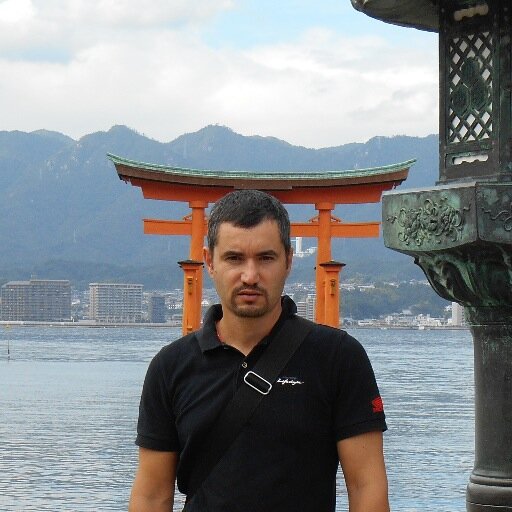 RobertoManzoli's profile picture. My passion is technology, my life is CX!