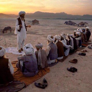 ‏‏إن خسِرت شيئًا لم تتوقع يومًا أن تخسره، فإن الله سيرزقك شيئًا لم تتوقع يومًا أن تملكه.