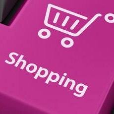 Tienda online barata, la usan los famosos para cualquier información mooseshoponline@gmail.com el único impedimento es que hay que pagar con antelación.