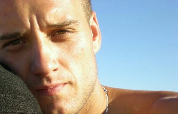 Benitezsur Profile Picture
