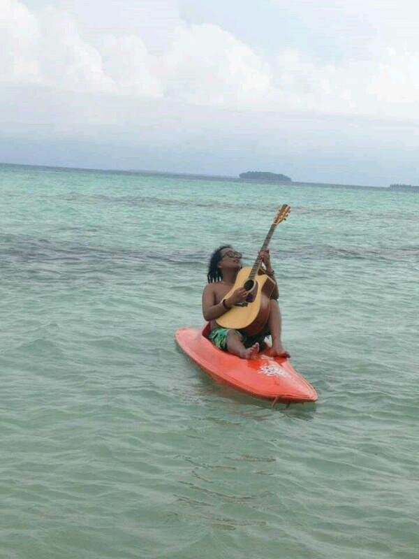 kyfekky's profile picture. I'm Rastafarian||vocalist @de'uyee||owner @cabadventure||*singing and drinking for having fun. #jahbless