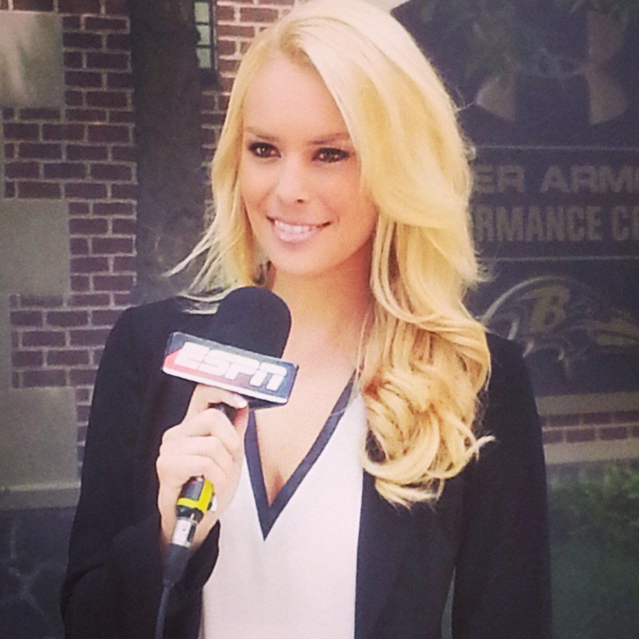 mchenry personals A smile that has won millions of heart is an espn’s washington dc- based sports reporter, britt mchenery the personal life of britt mchenry is. mchenry personals A smile that has won millions of heart is an espn’s washington dc- based sports reporter, britt mchenery the personal life of britt mchenry is.