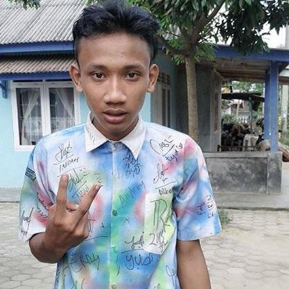 jalani hidup dengan apa adanya @santai saja