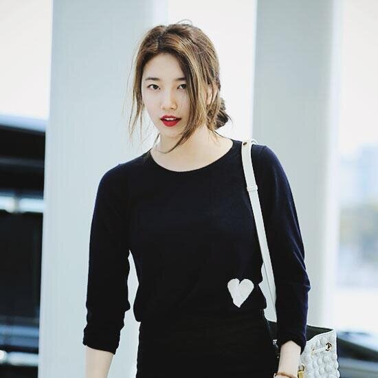 Gloire31077084's profile picture. 아사진진짜..요새 많이올려줘서 눈호강제대로하네용♥♥♥거기에서도 하루하루를.의미있게보내길!!