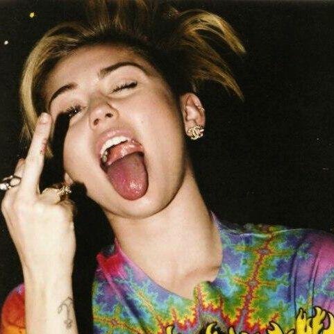 lyblinskay_ynia's profile picture. Нужно, чтобы о ком-нибудь болело сердце. Как это ни странно, а без этого пуста жизнь.