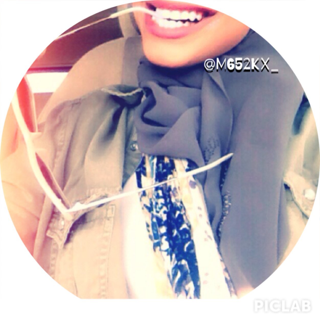 M652kx_'s profile picture. كتاباتي بمفضلتي ❤️