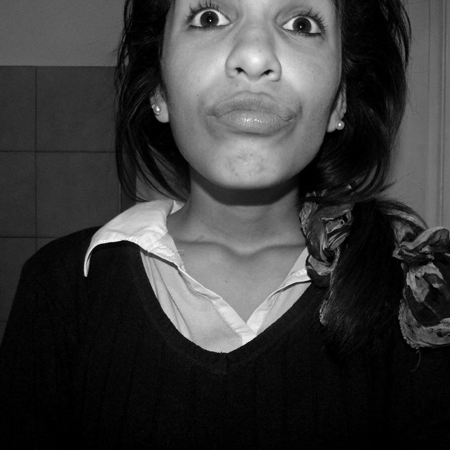 FlooSilva's profile picture. 17, Bailarina de Danzas Arabes ♥ 
#Chispita Fanatica de River Plate :) 
http://t.co/byUAQroQHV