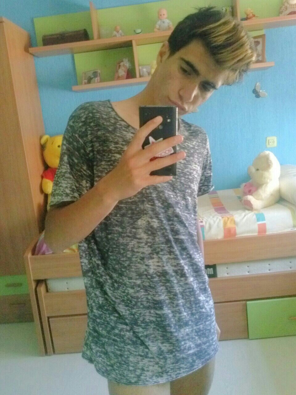 +18.  tu amor me ase fuerte , tu odio imparable. Chiclana C.F
