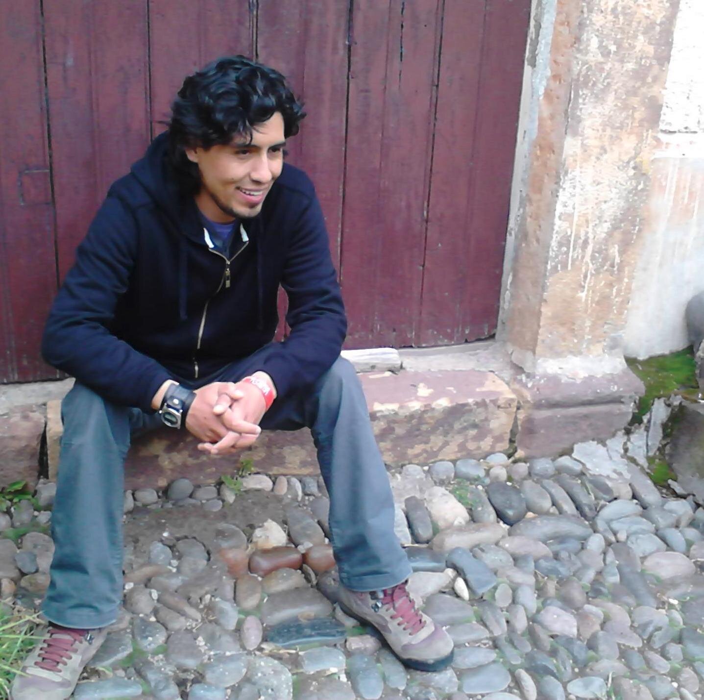 carlosyabar's profile picture. Graphic, web & multimedia designer. Rn'r & heavy metal fan; comic book geek.