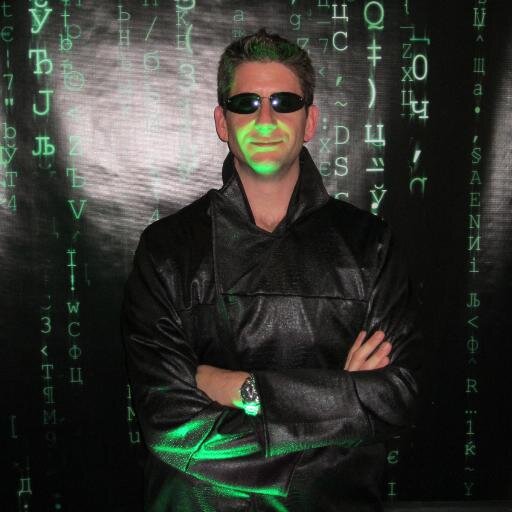 Gary Kimmel specializes in innovating business models, moving people and organizations to the next level and tapping into the 'Internet of Customers'.