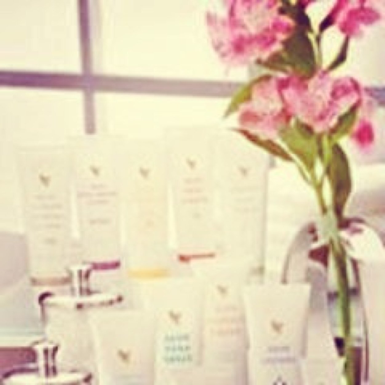 Forever Living Products Milton. Skincare. Natural Supplements. Weight Management. Cosmetics.